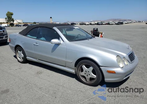 2000 Mercedes-Benz Clk 430 z USA, uszkodzony, nr VIN WDBLK70G1YT031649